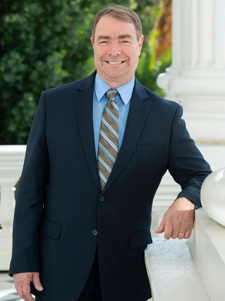 Damon Connolly 